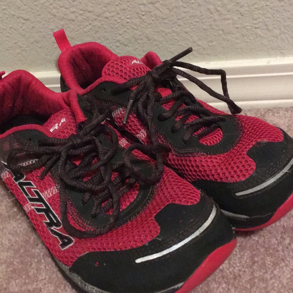 Altra intuition zero drop running shoes